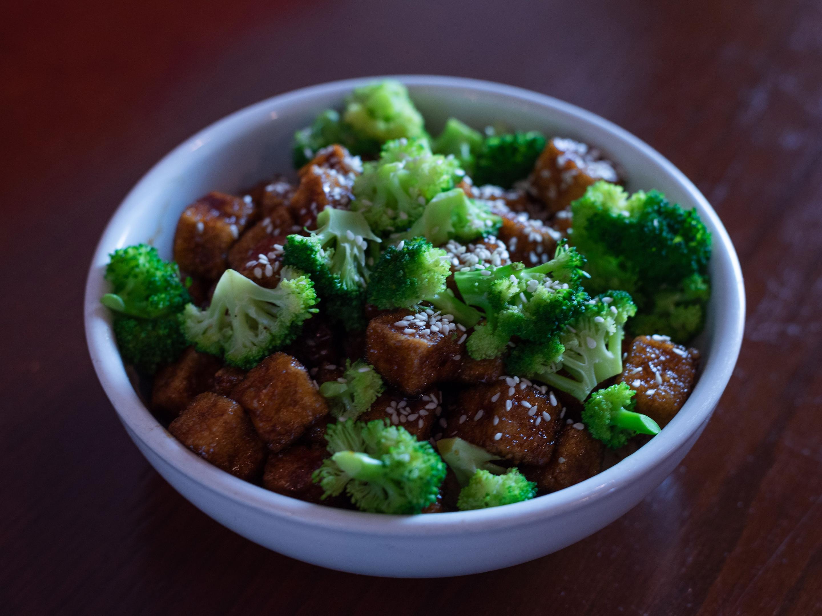 General Tofu Bowl