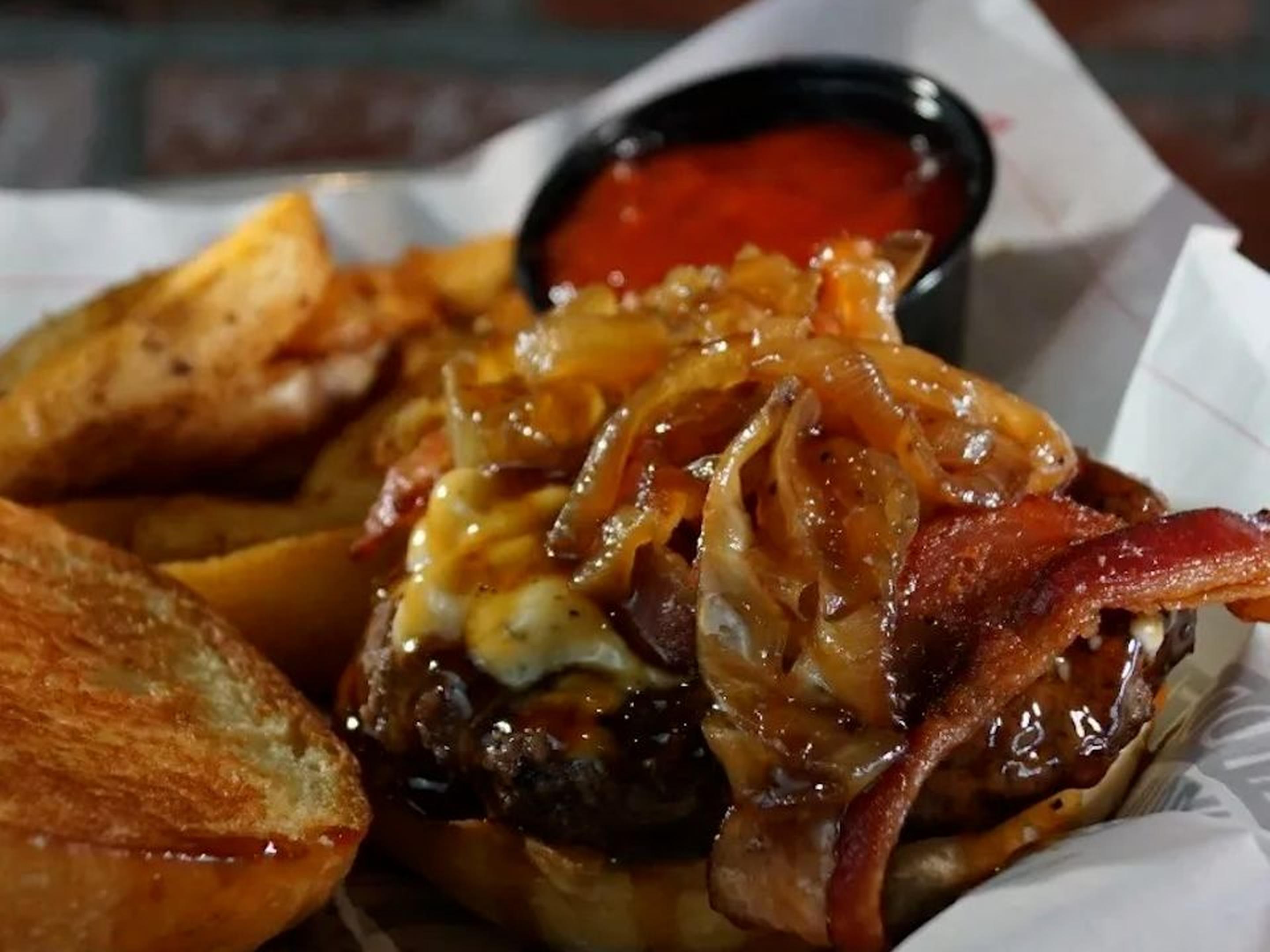 2/3lb Bourbon Burger