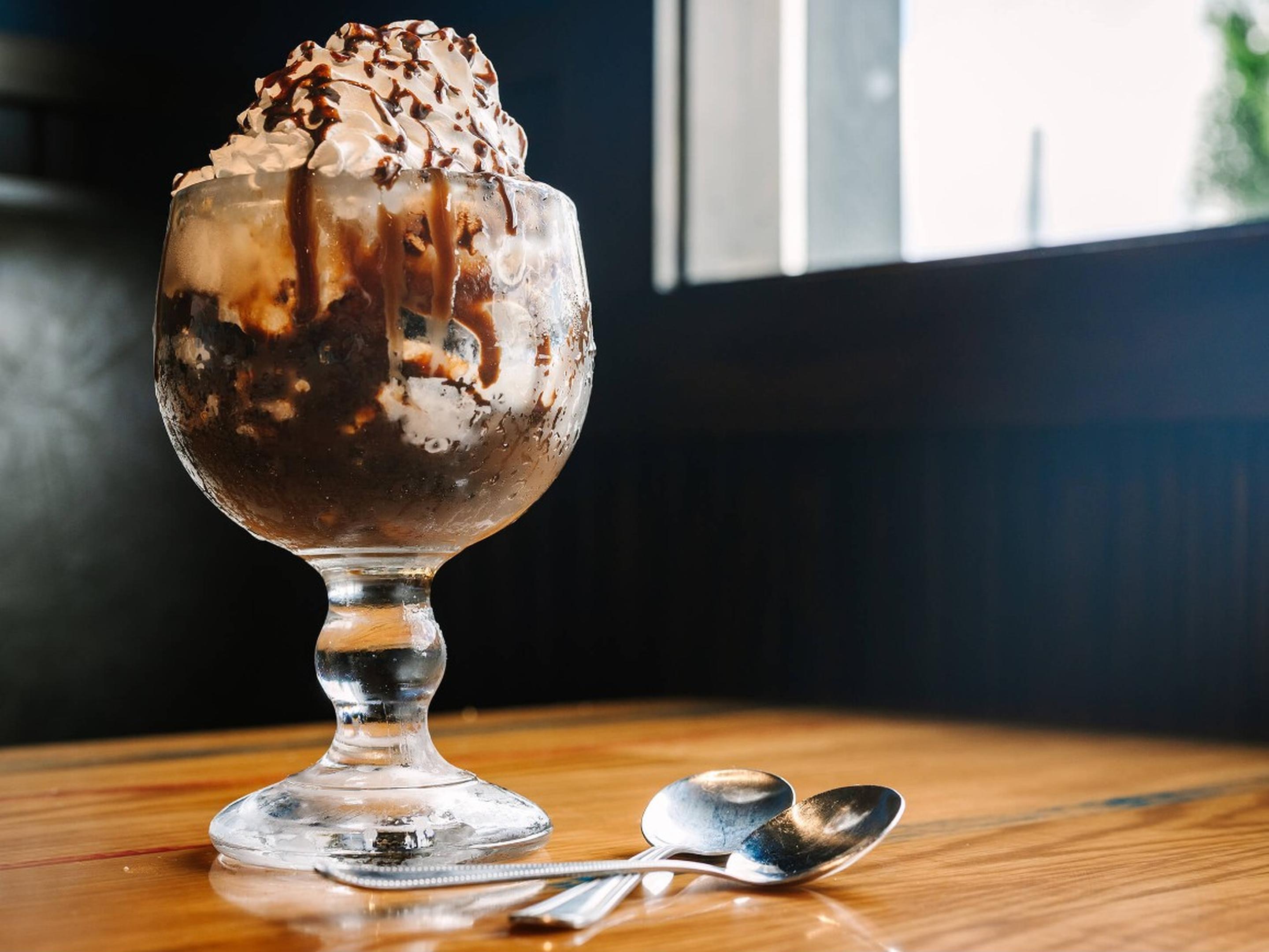Hot Fudge Brownie Sundae