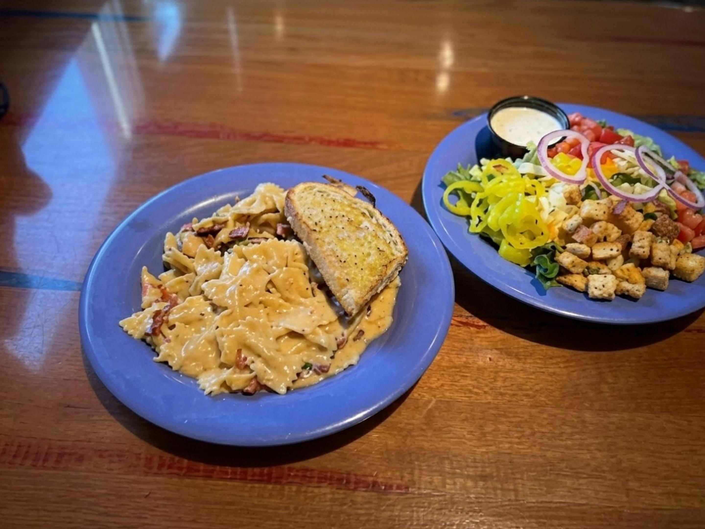 Cajun Chicken Pasta & House Salad