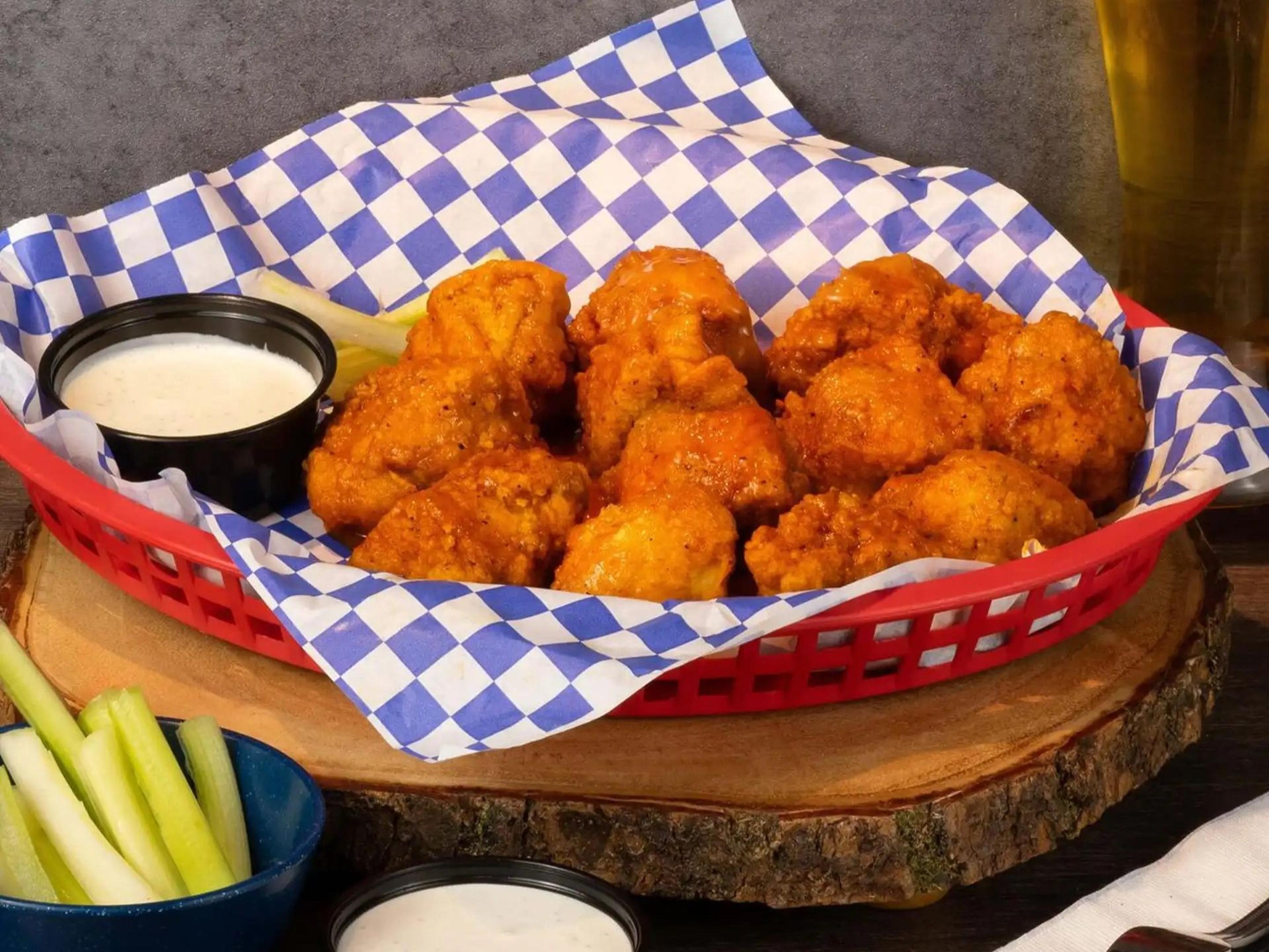 8 Wings - Boneless