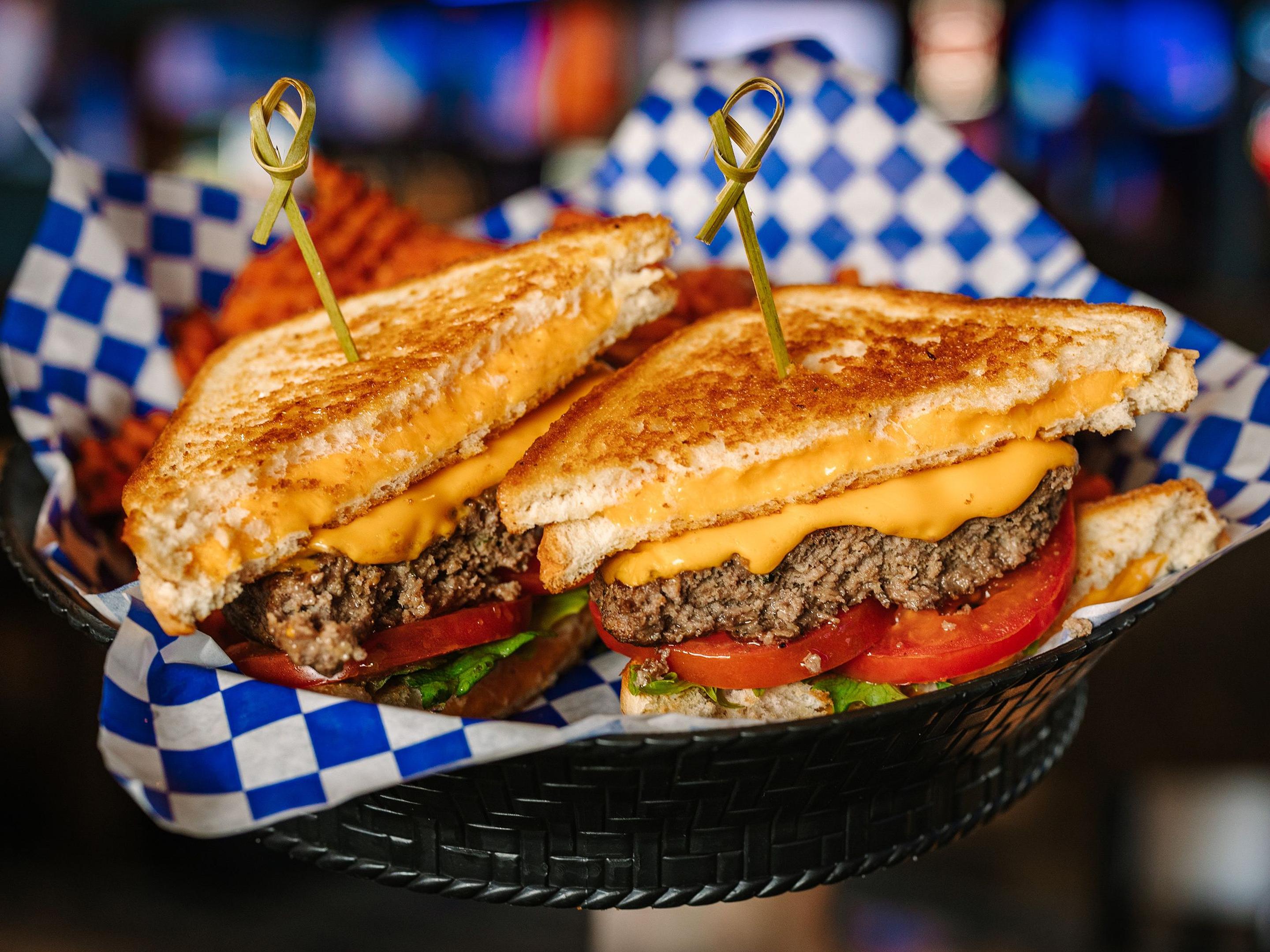 Grilled Cheese Cheeseburger