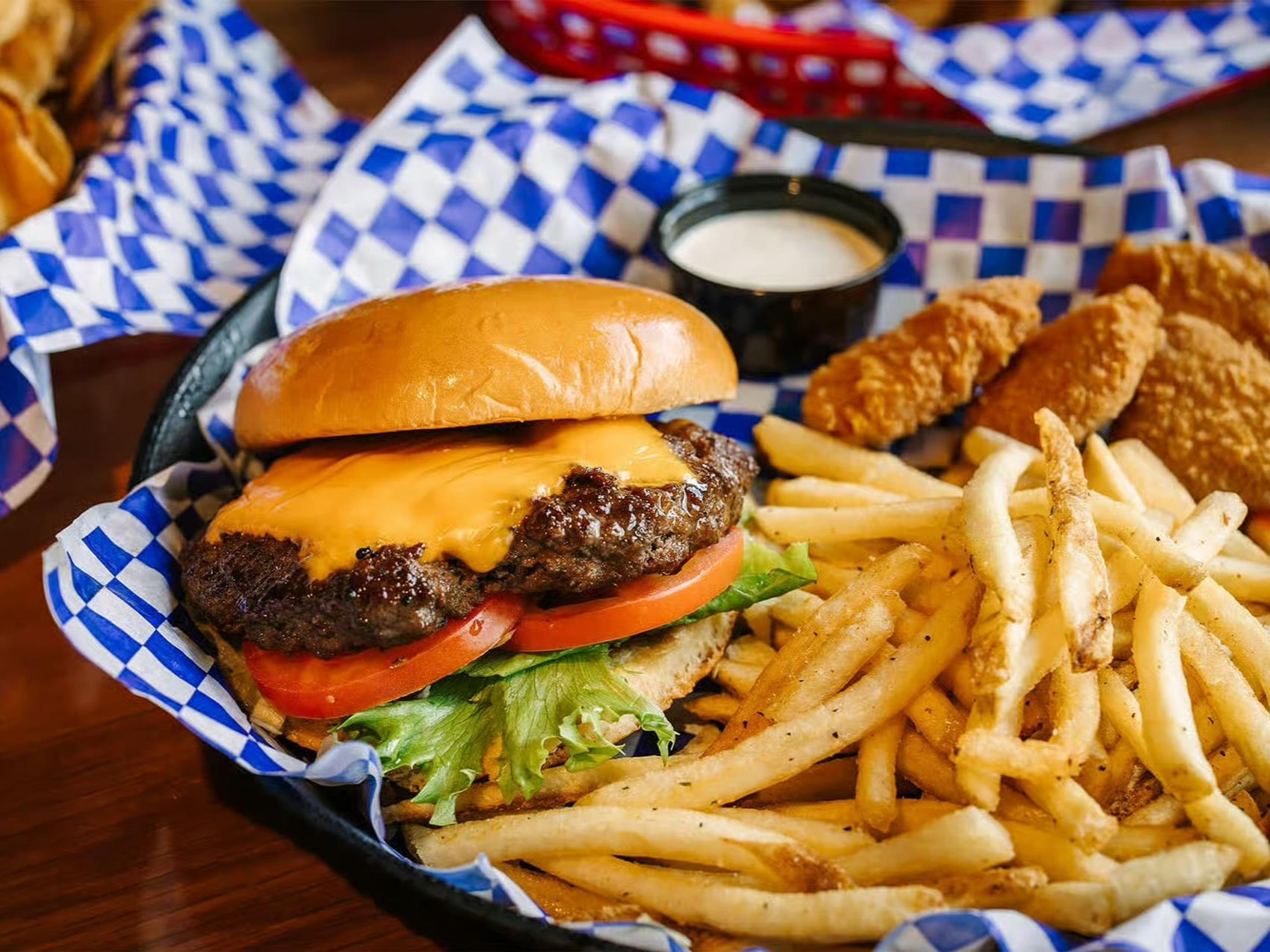 Burger & Boneless Combo Platter