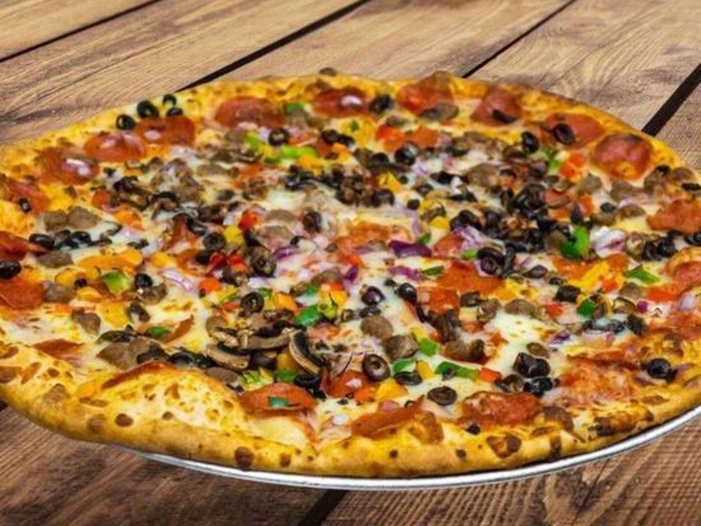 18-Inch Supreme Pizza