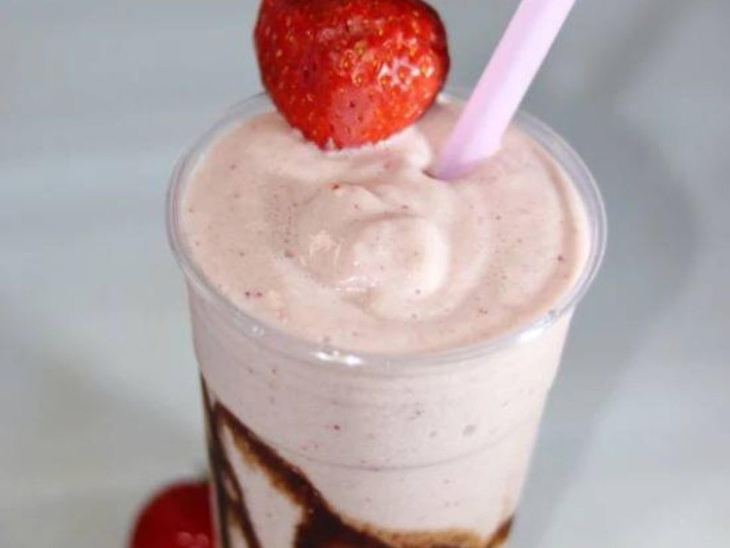 Chocolate Covered Strawberry Smoothie