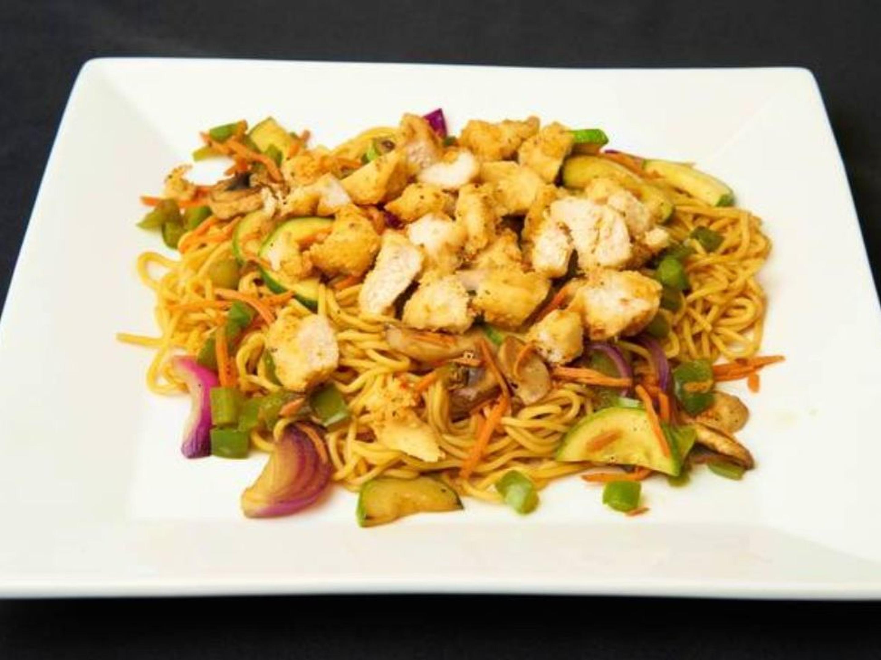 Chicken Lo Mein