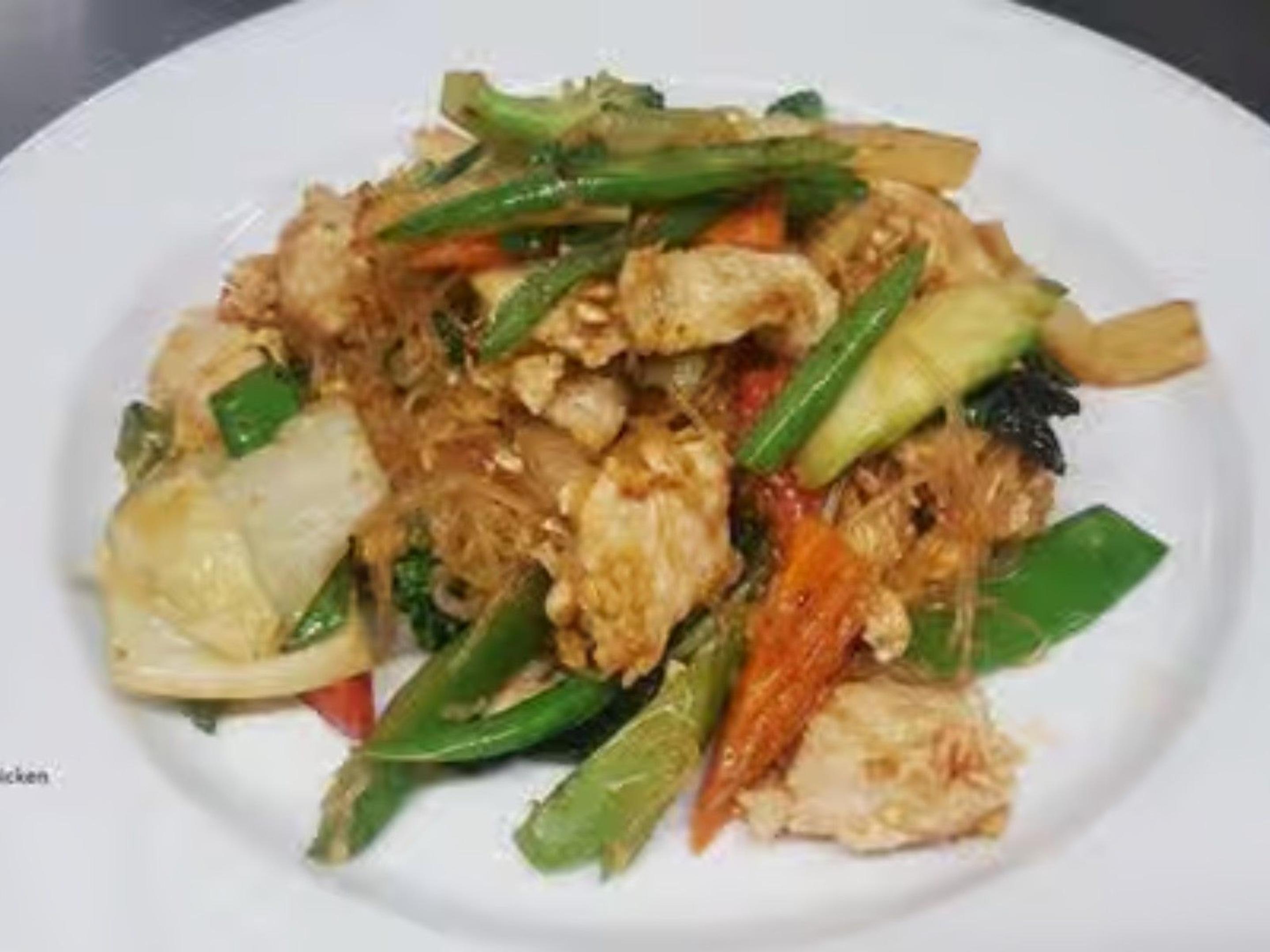 Pad Woon Sen Dinner