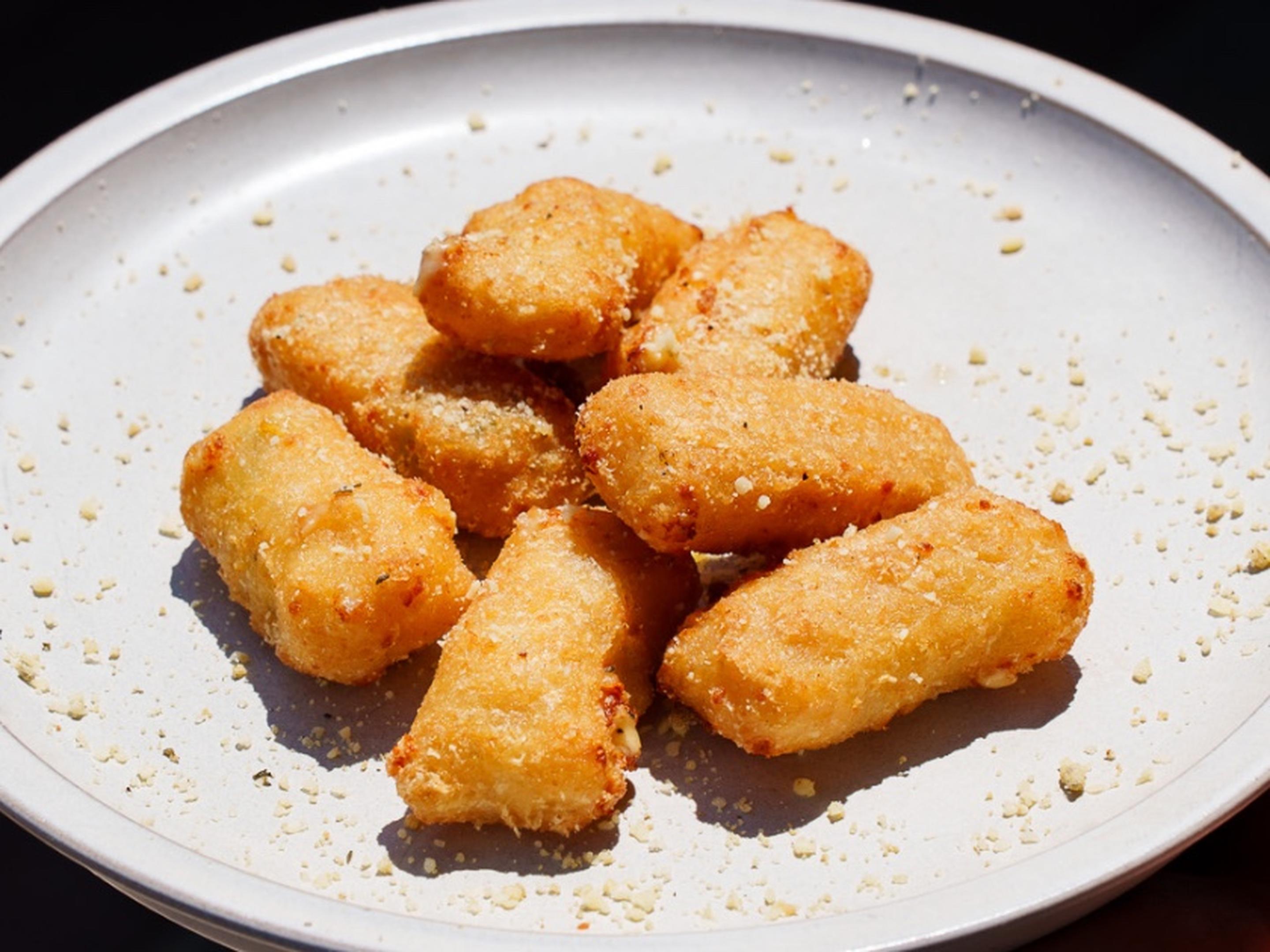 Mac N Cheese Bites