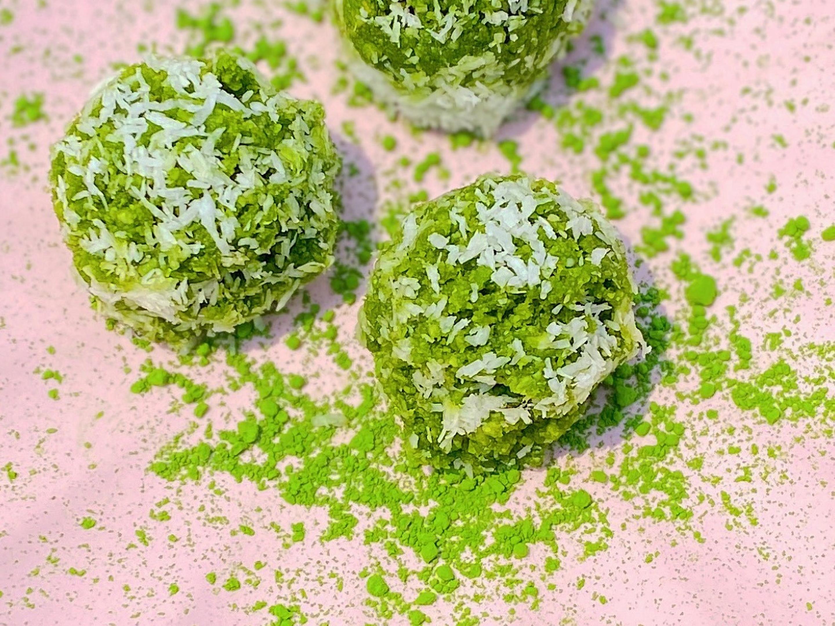 Beauty Bombs