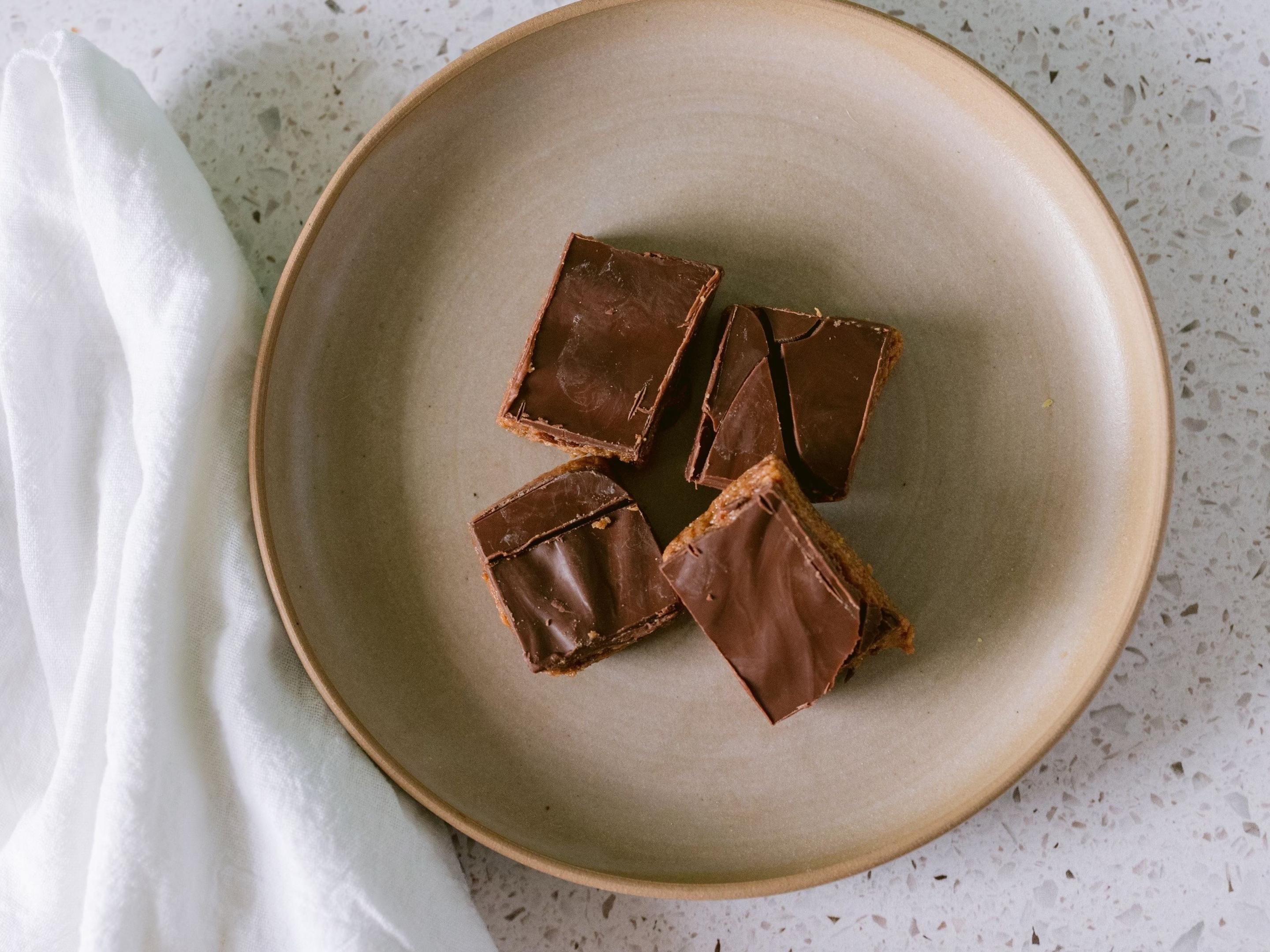 Almond Butter Cup Protein Bites