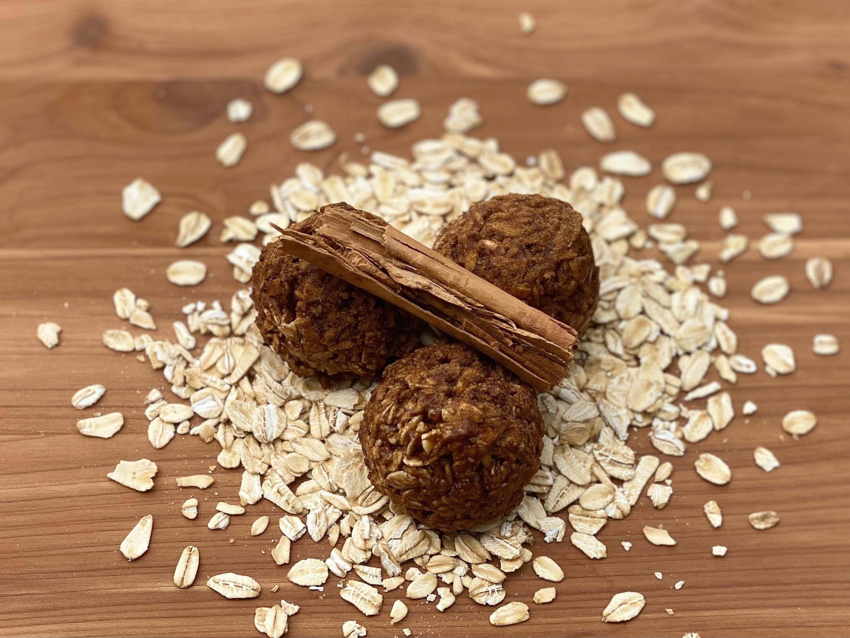Snickerdoodle Protein Bites