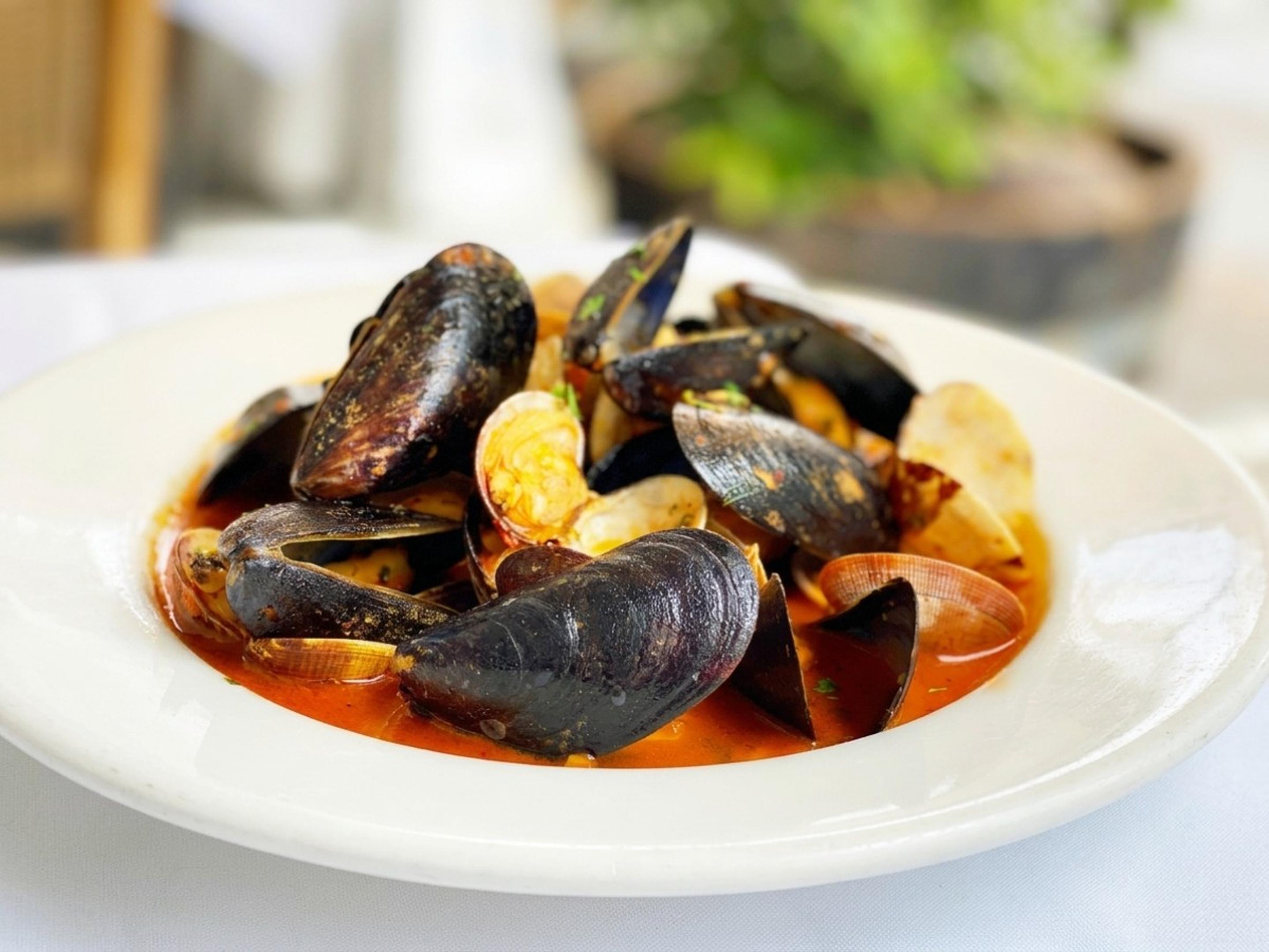 Clams and Mussels Arrabiata