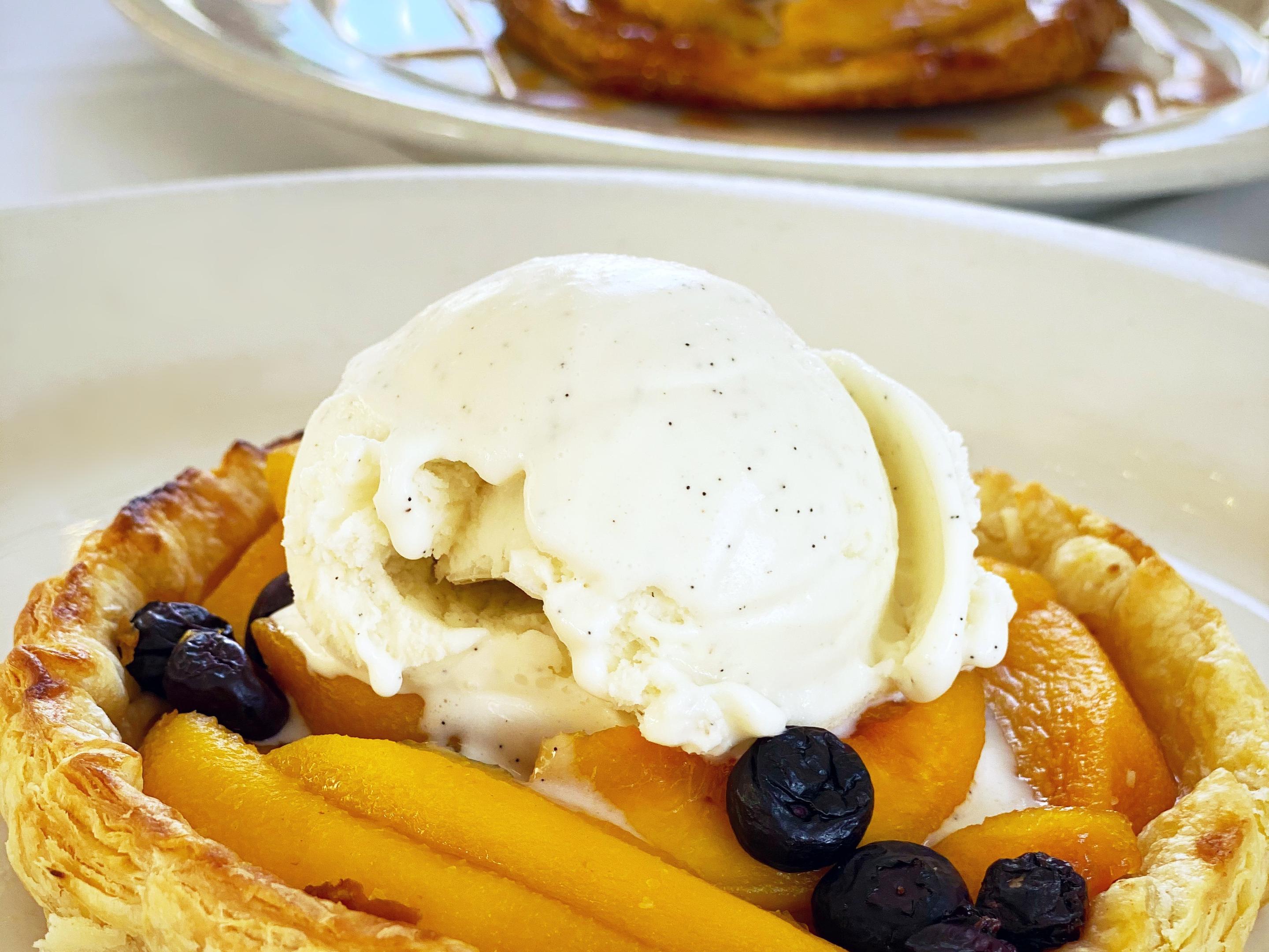 Peach Crostata