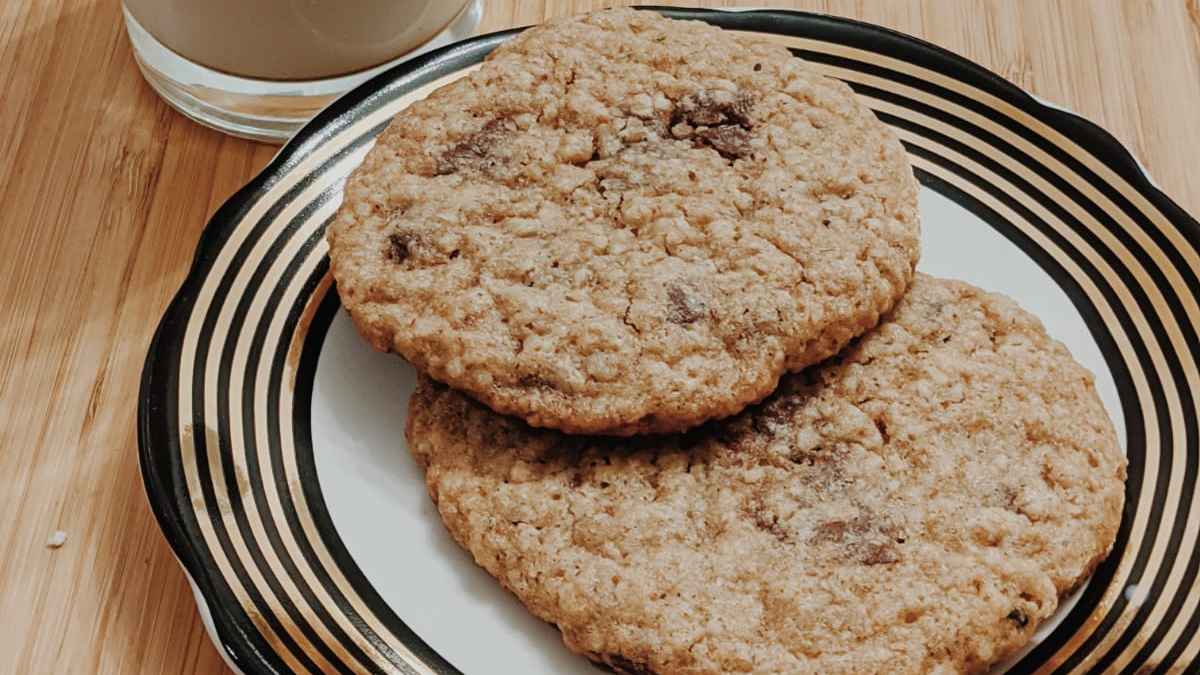 Oatmeal Chocolate Chai Cookies (2)
