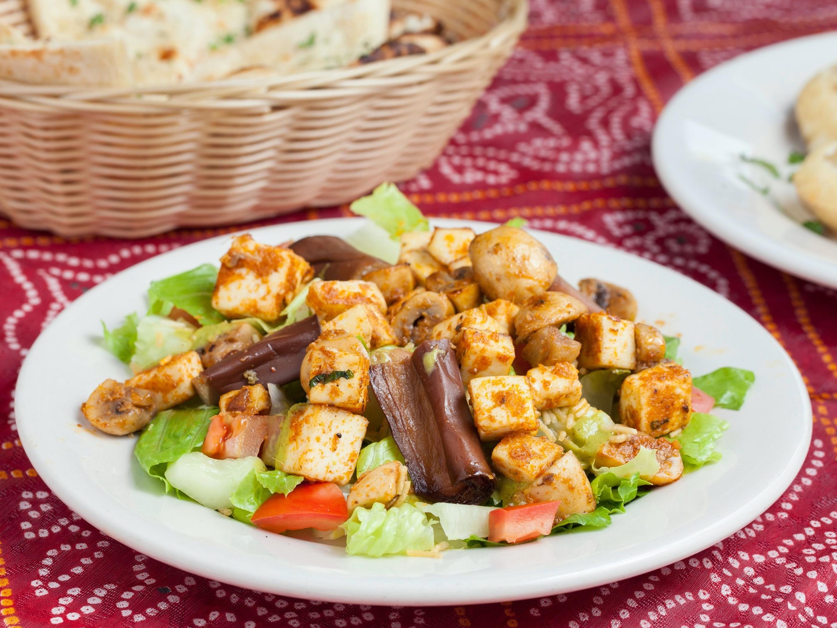 Vegetarian Tandoori Salad