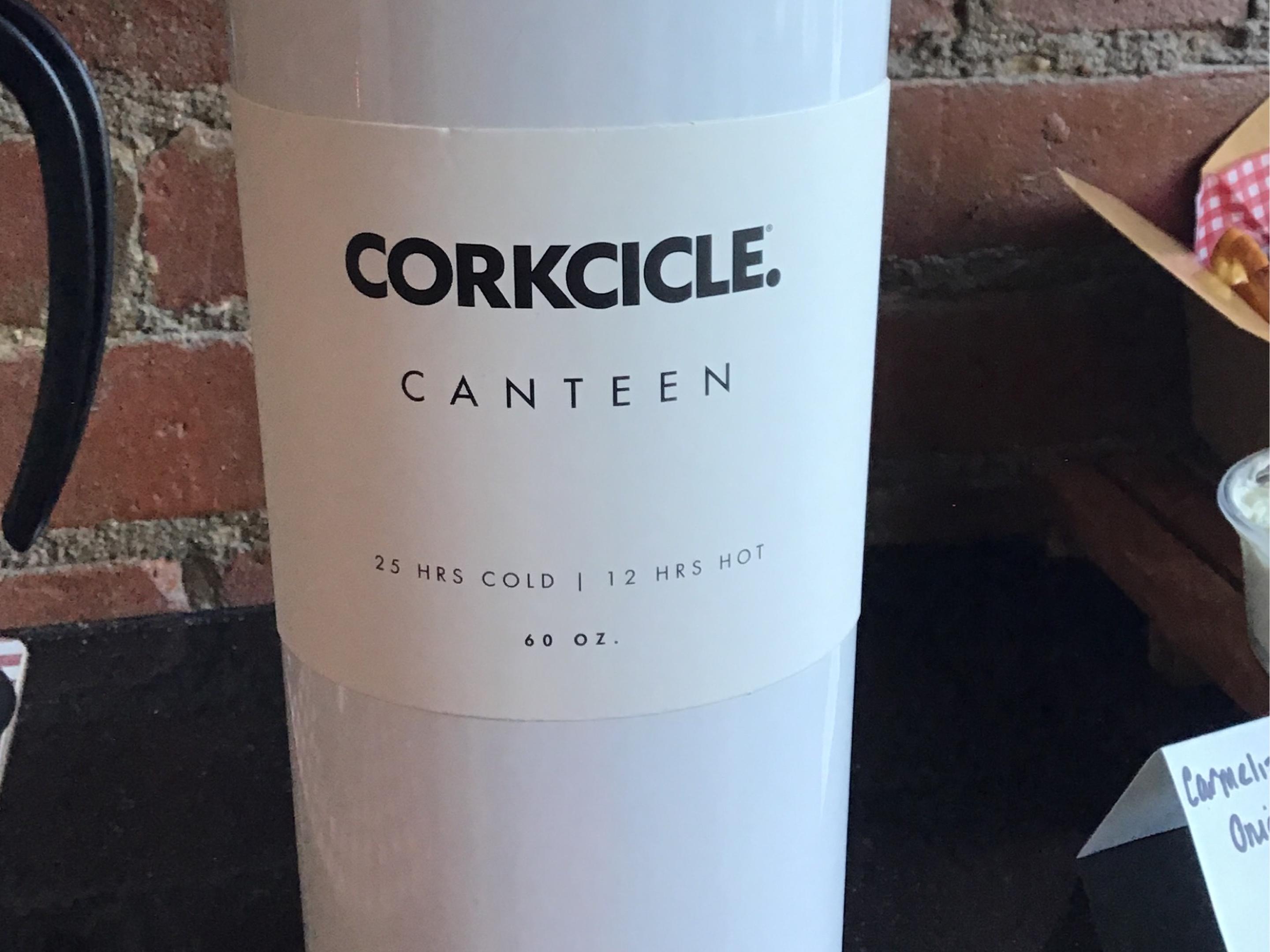 60oz Corkcircle