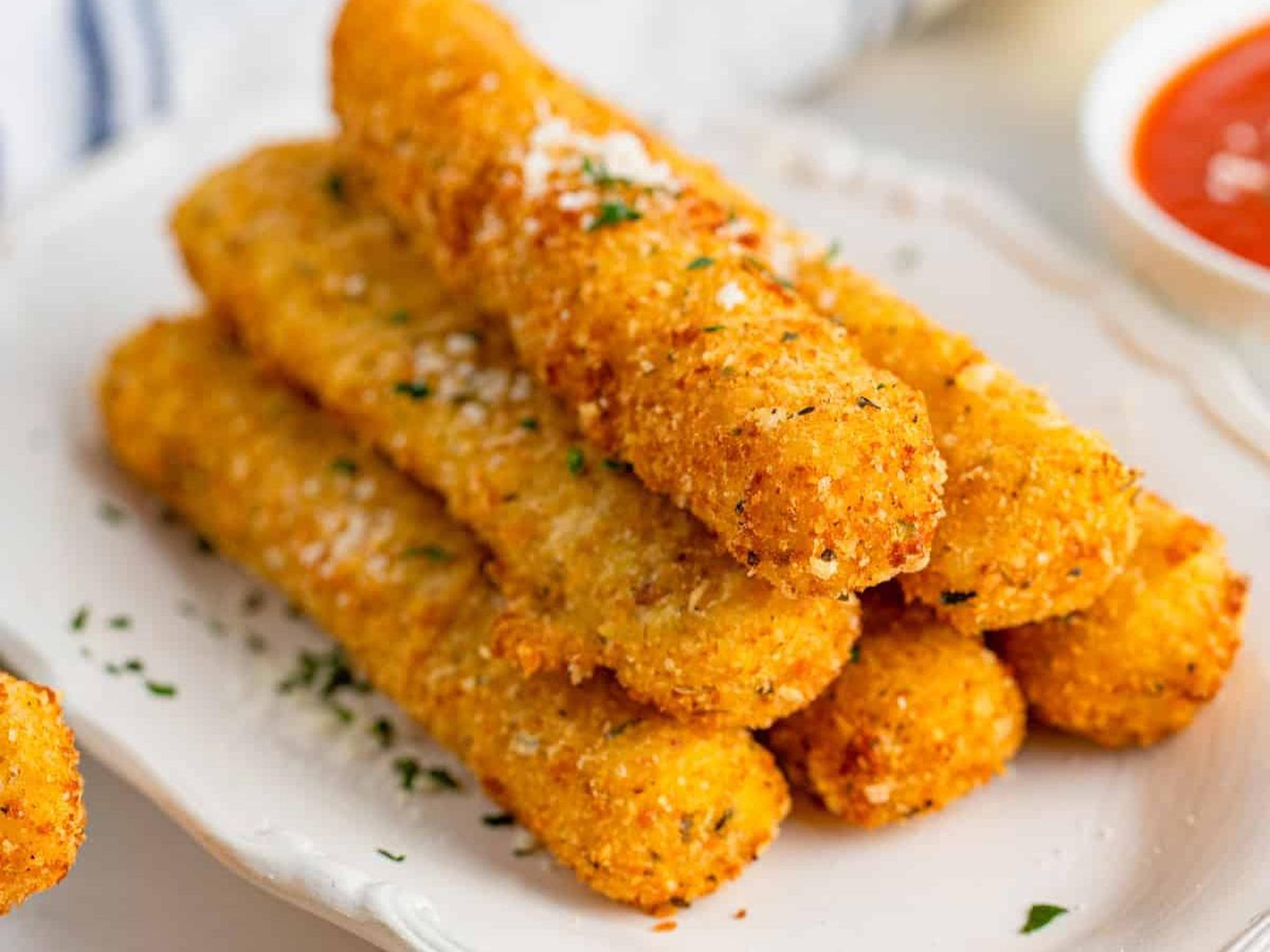 Mozzarella Sticks (4)