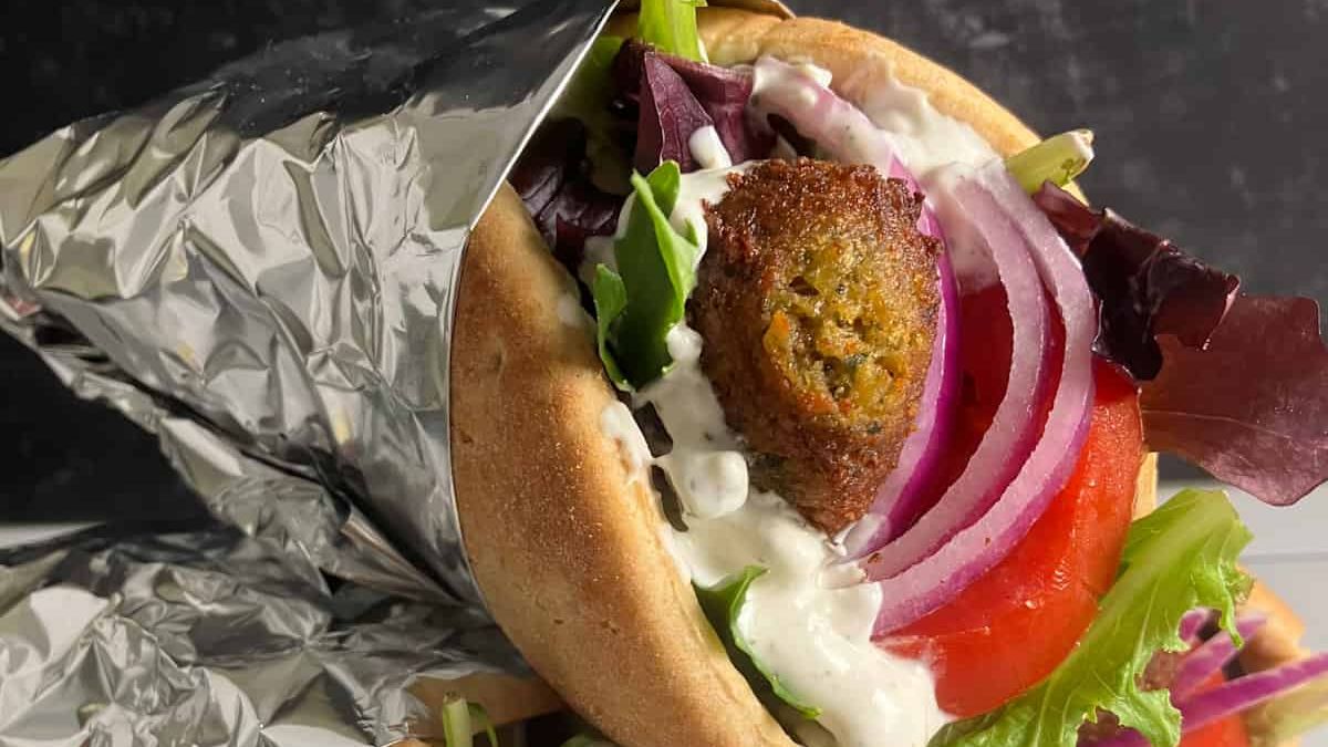 Falafel Gyro