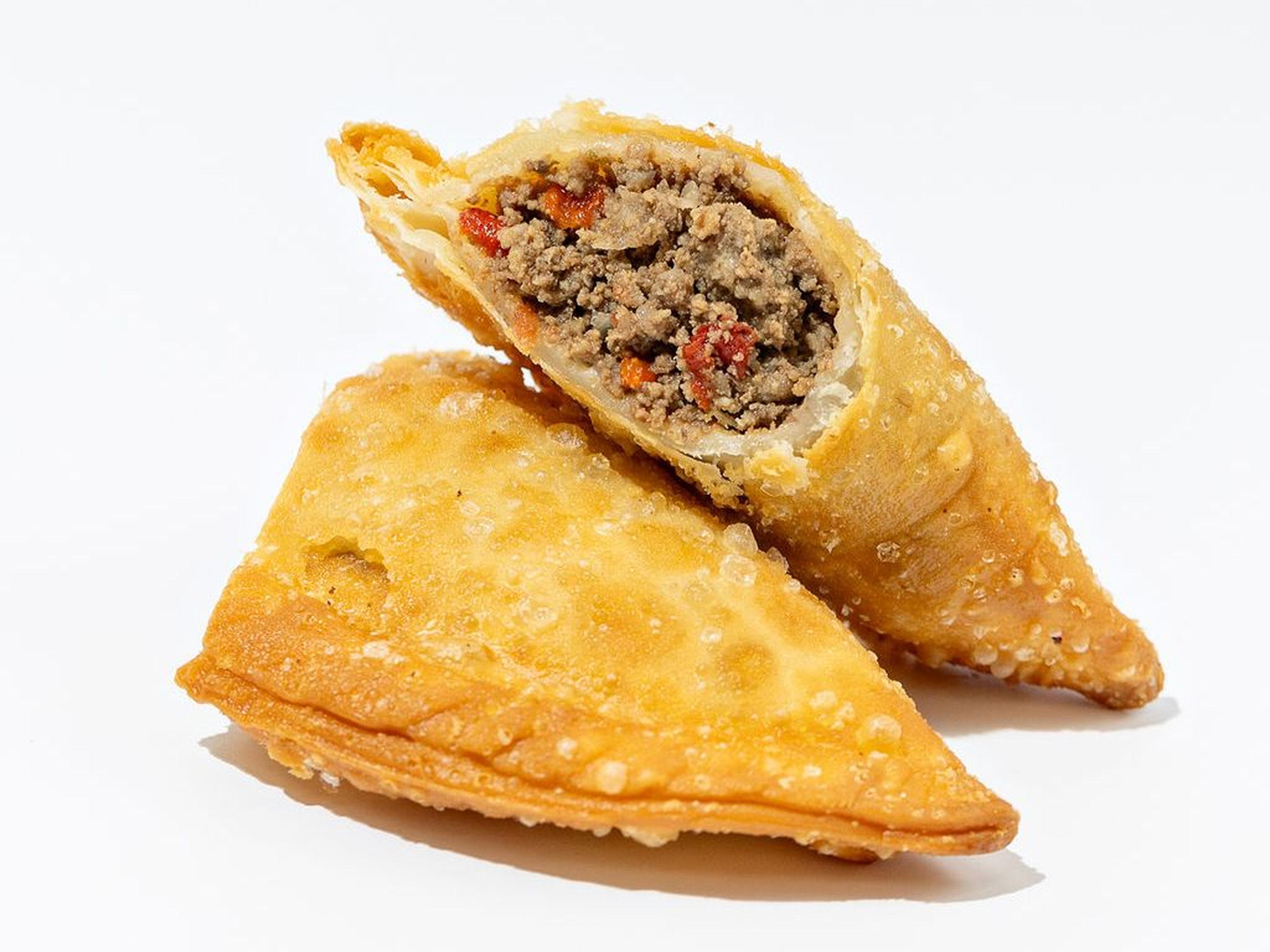 Fried Cuban Ground Beef Empanada (Carne)