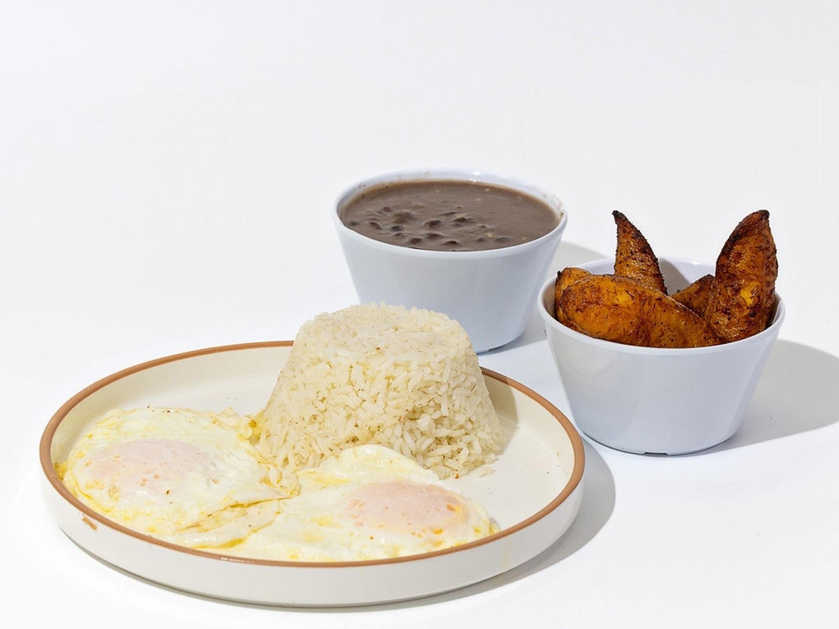 Huevos Frito (2) Platter