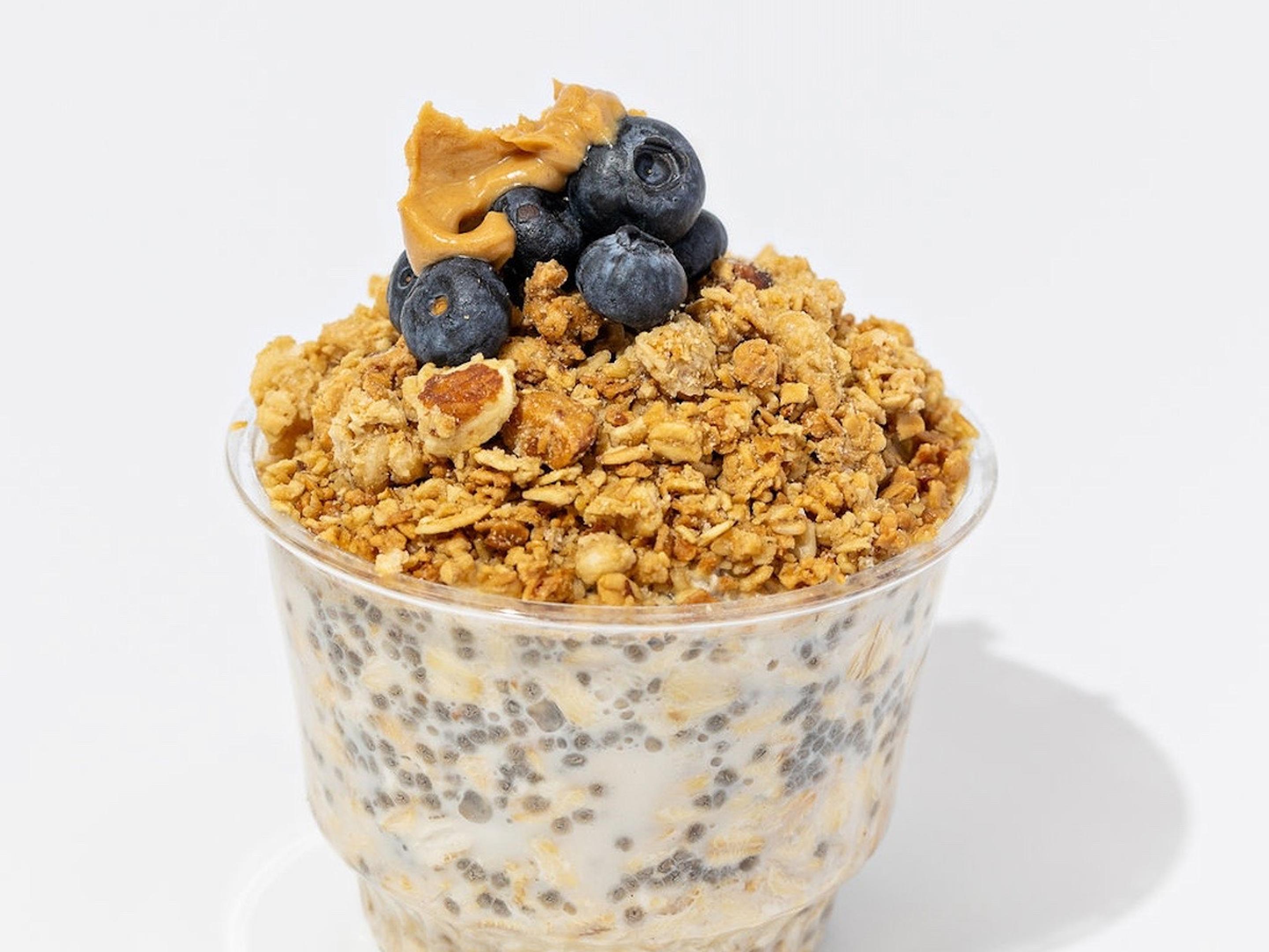 Overnight Oats & Chia Seeds w/Blueberries & Peanut Butter