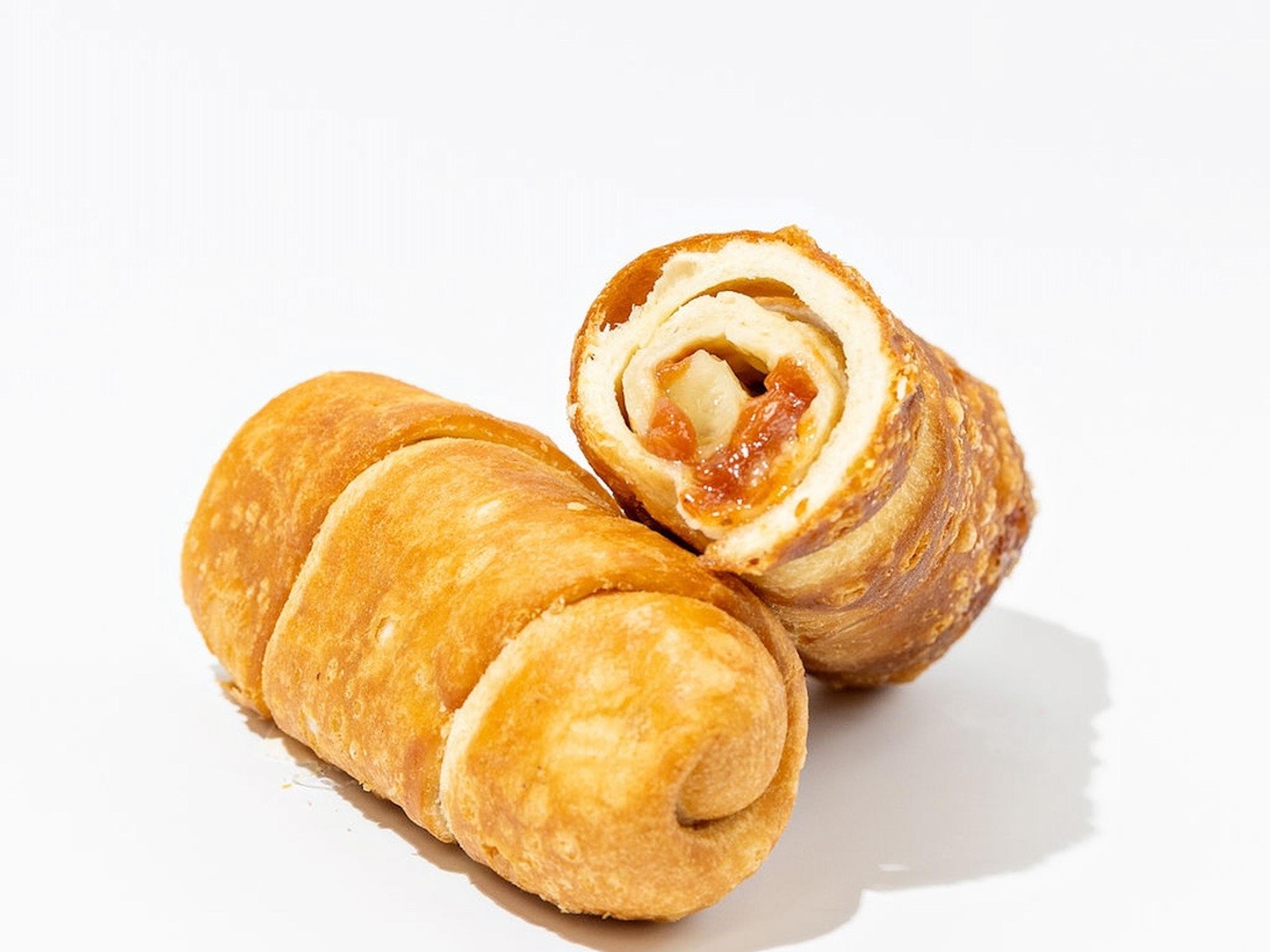 Deditos (Tequeños) de Guayaba y Queso (Guava & Cheese)