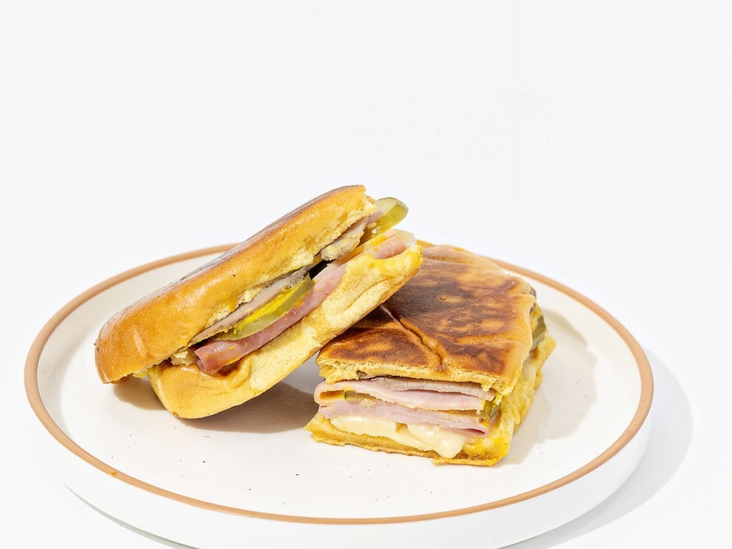 Medianoche (Midnight Sandwich)
