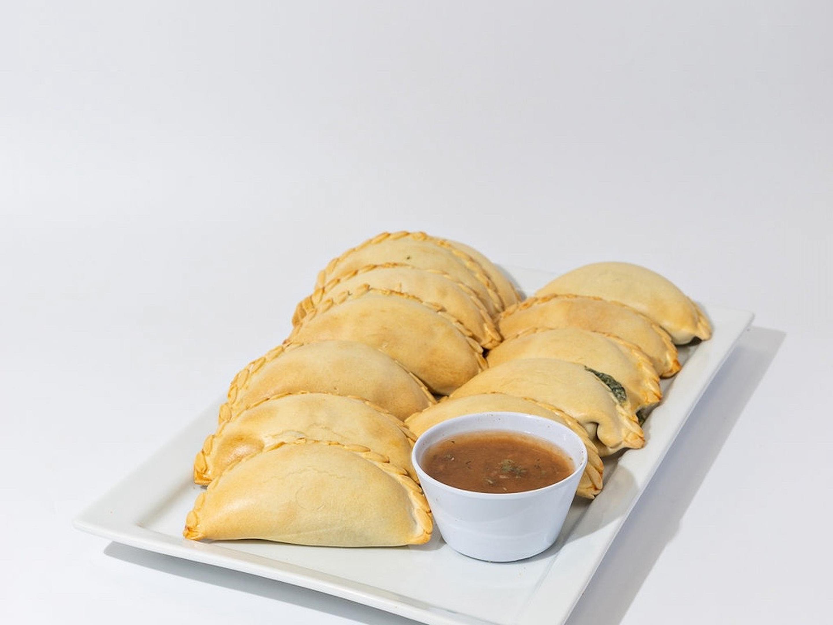 Baked Argentinian Empanadas (12-Count)