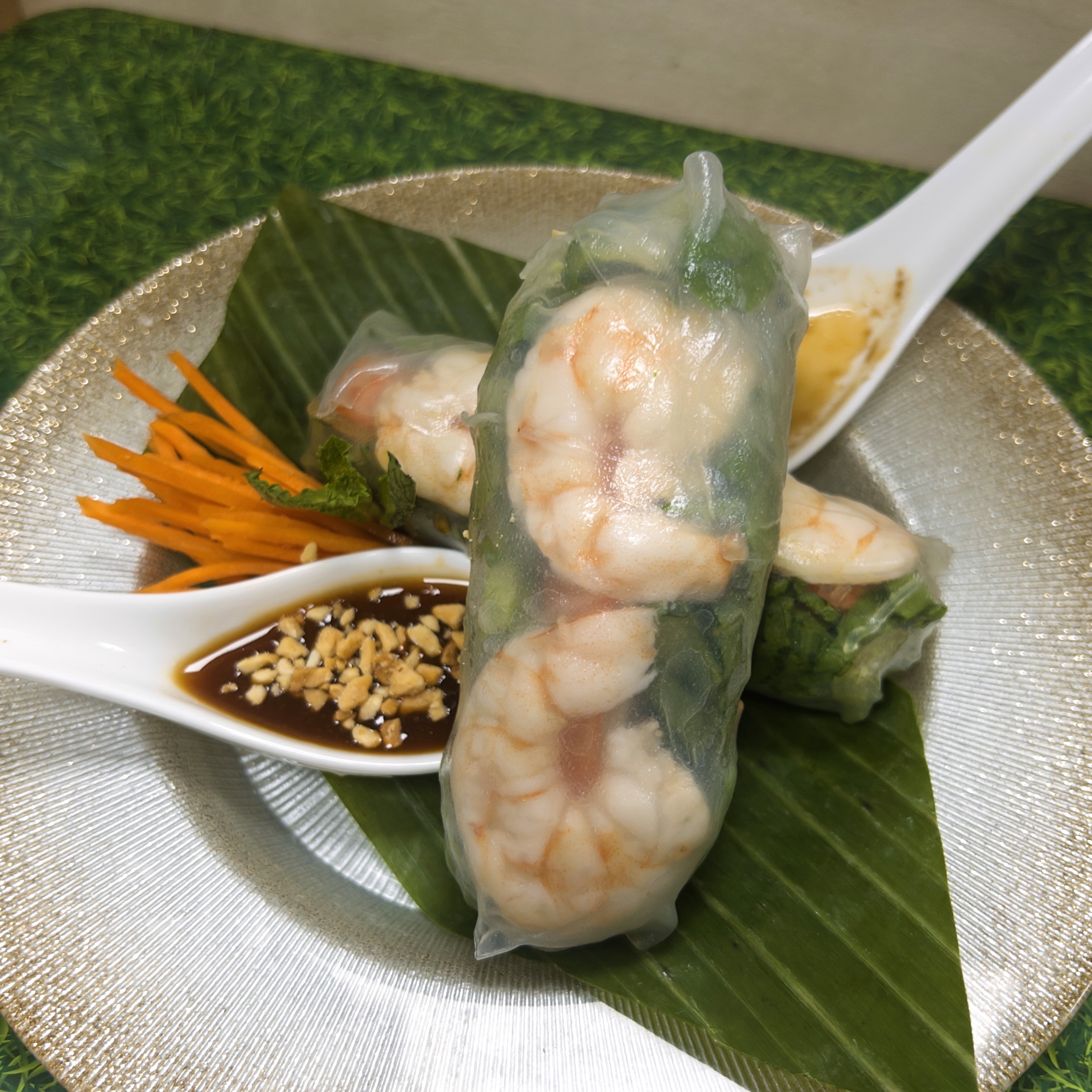 Basil Roll