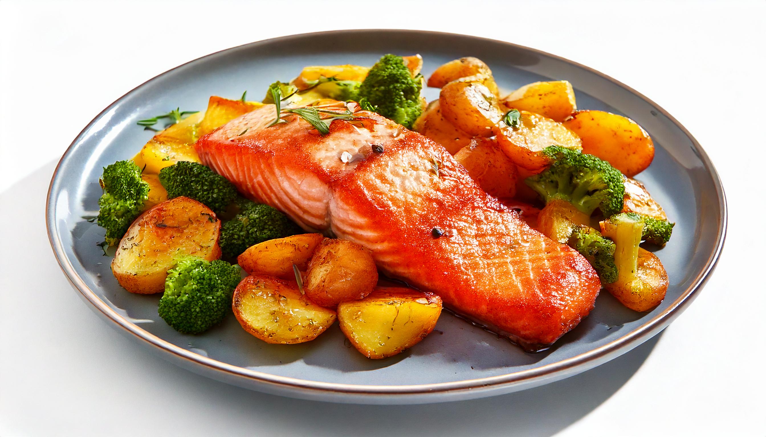 Broiled Salmon Full Dinner