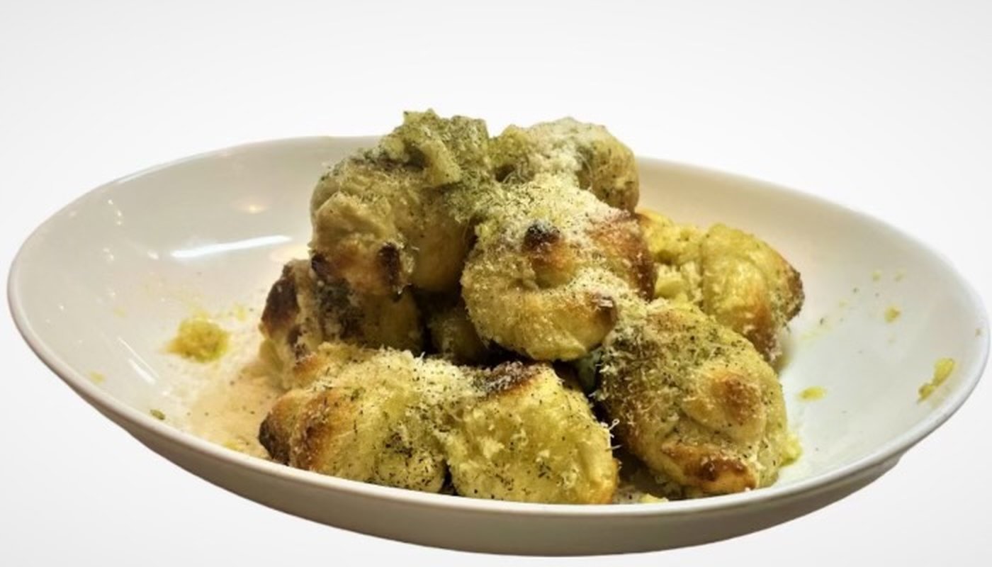 Garlic Knots (6)