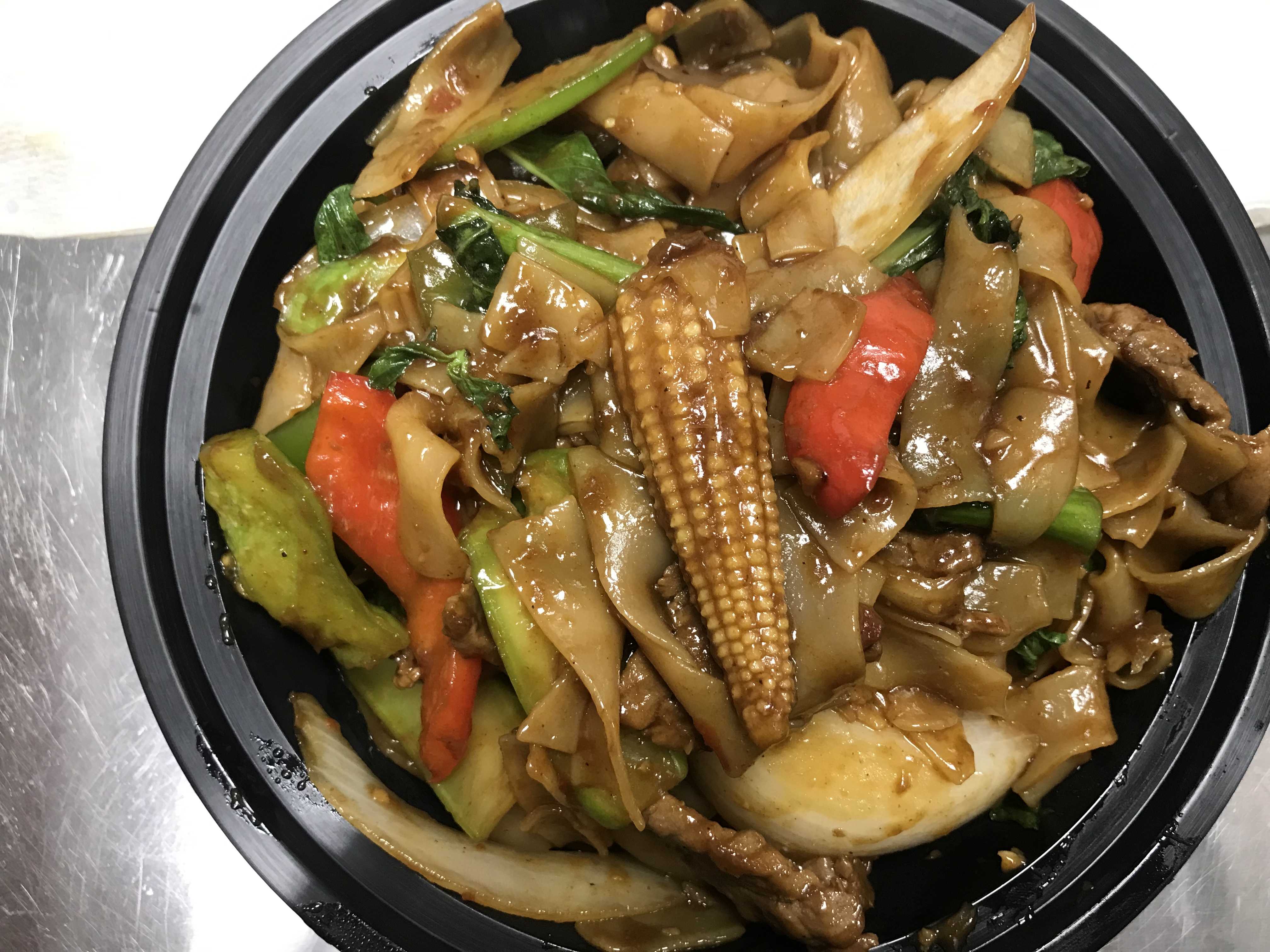 Drunken Noodle (Pad Kee-Mow) *