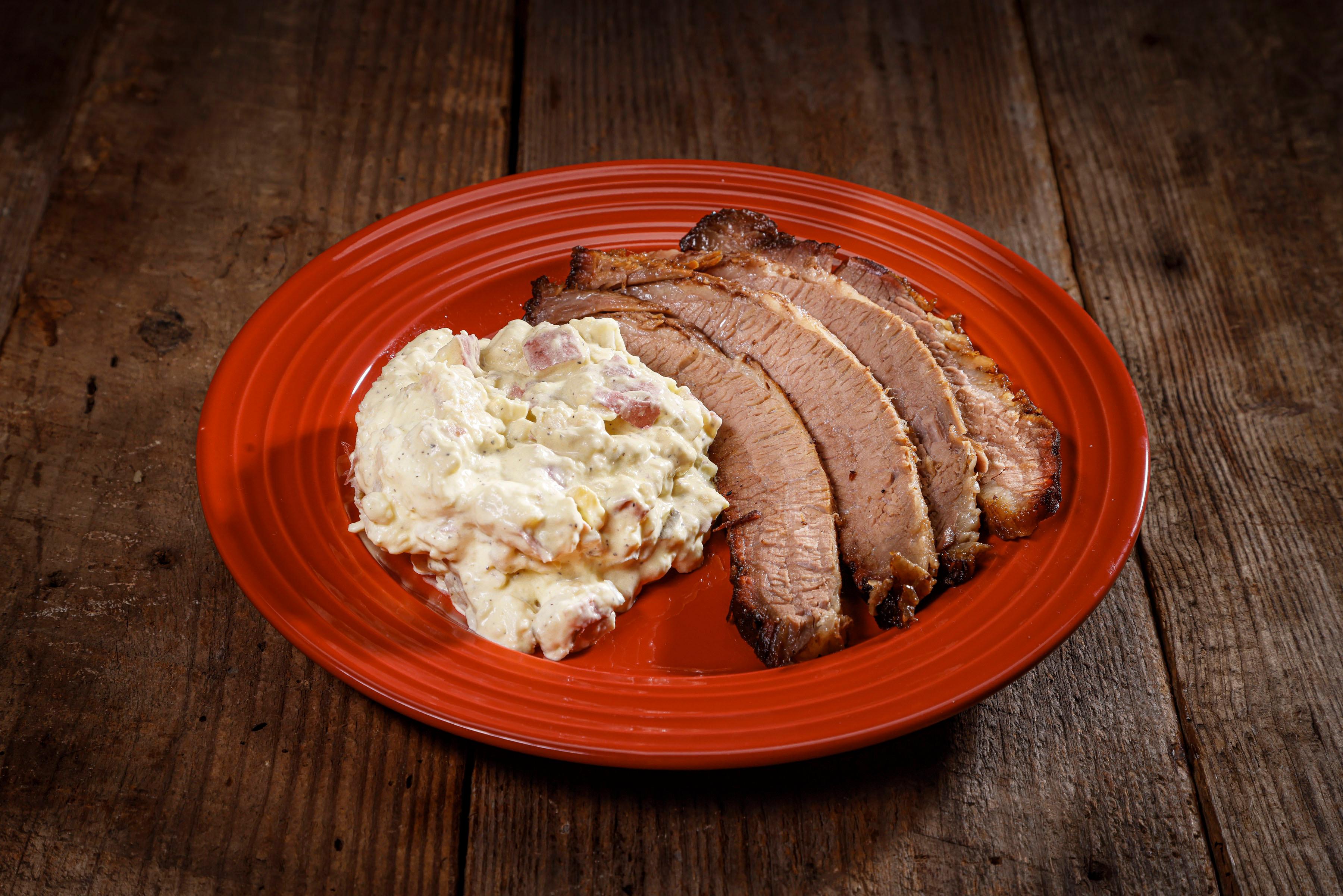 1/2 Lb. Beef Brisket Plate