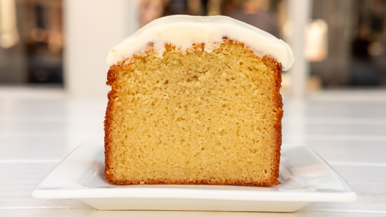 Orange Olive Oil Cake Slice