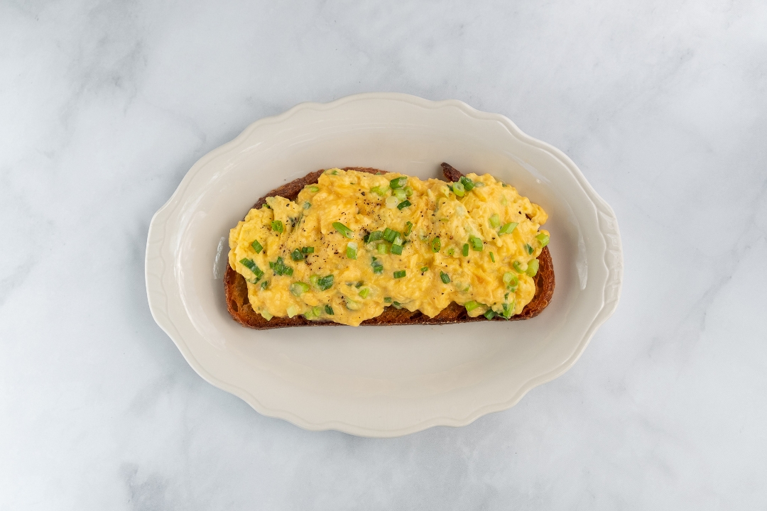 CHEESY EGG TOAST
