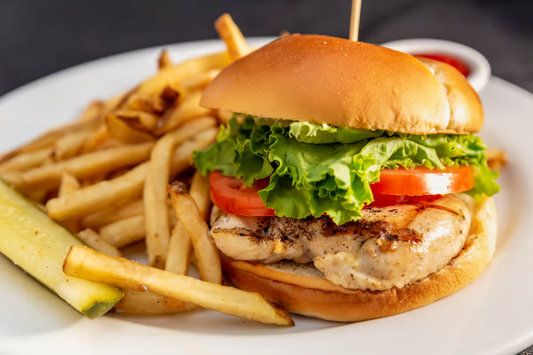 GRILLED CHICKEN SANDWICH