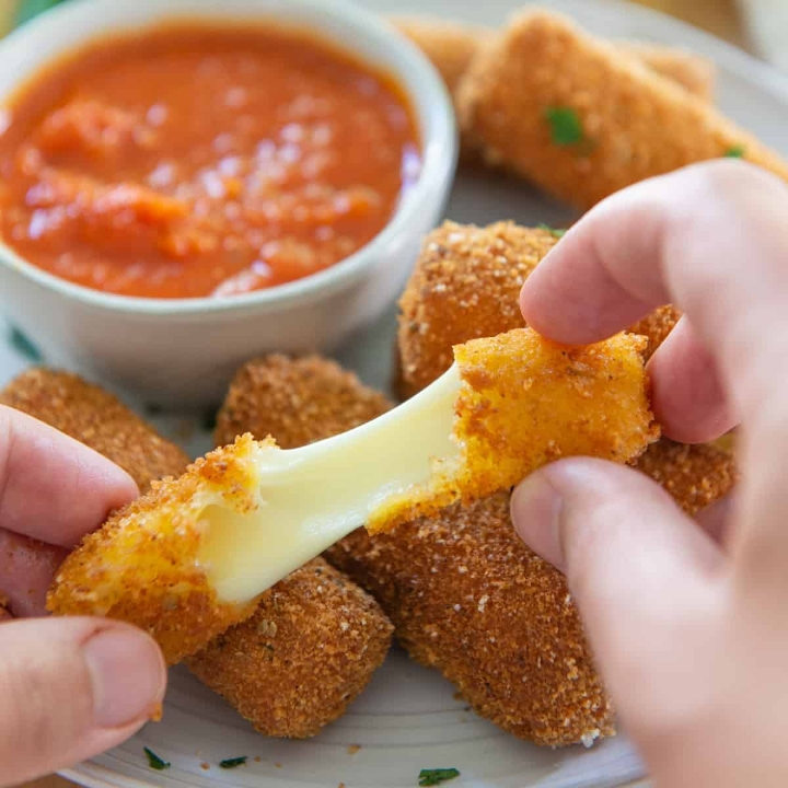 MOZZARELLA STICKS