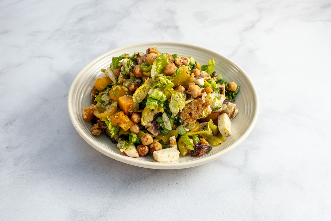 CHICKEN CHOPPED SALAD