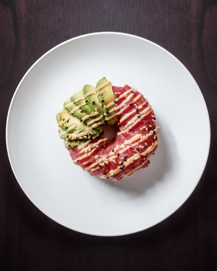 GLUTEN FREE Tuna with Avocado Donut