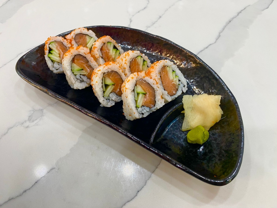 Salmon Cucumber Roll