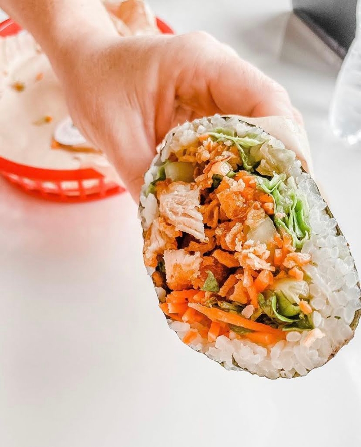 Black Pepper Chicken Roll