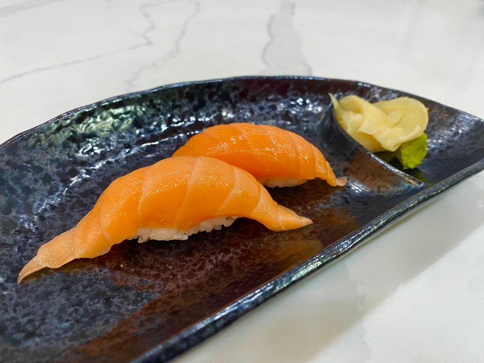 Salmon Nigiri