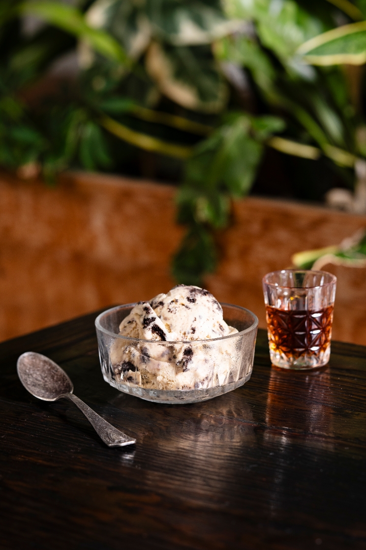 Coffee Oreo Ice Cream Pint